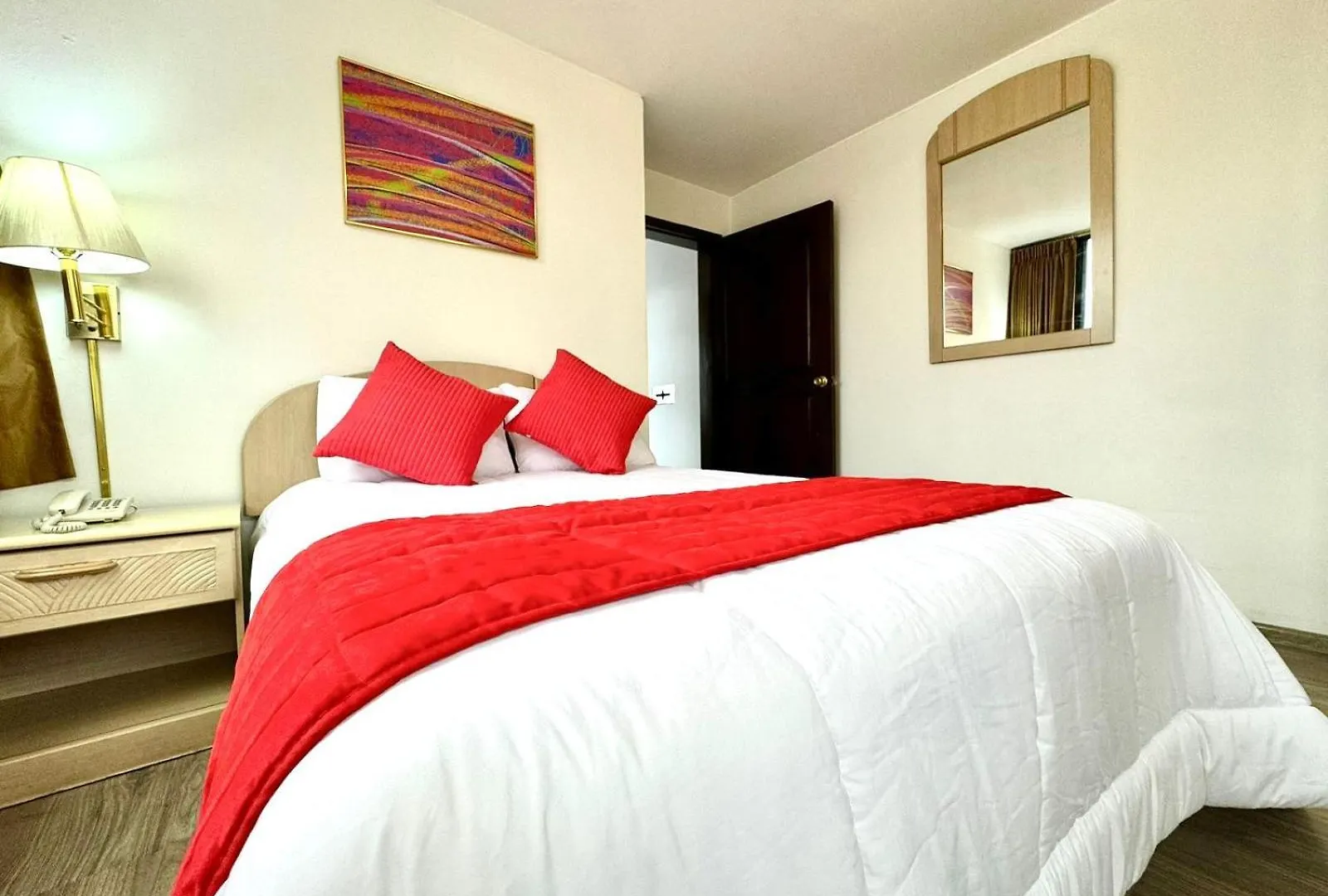 아파트 Suite La Carolina Junto Al Quicentro Norte 키토